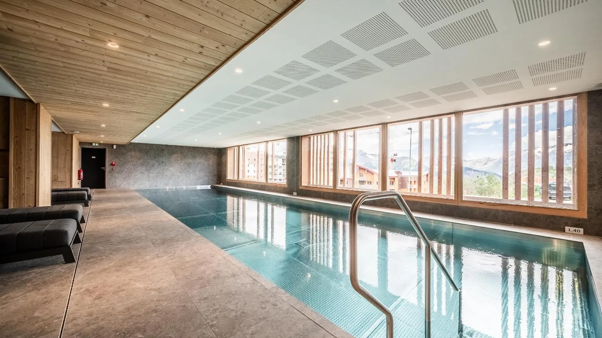 Apartment Tineo Alpe D'Huez - By Emerald Stay